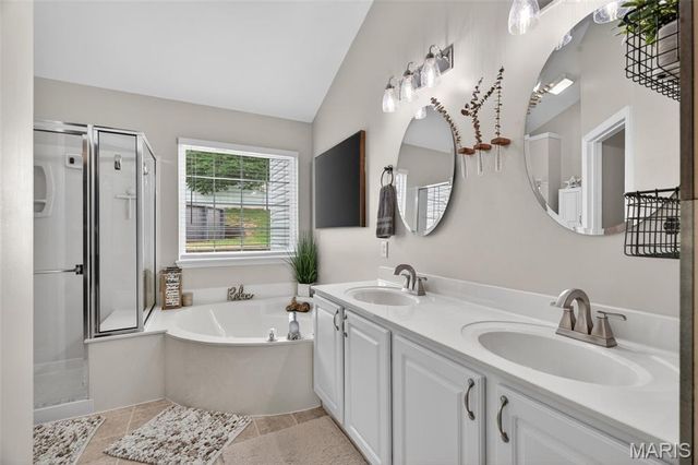 2008 Archway Drive, Wentzville, MO 63385