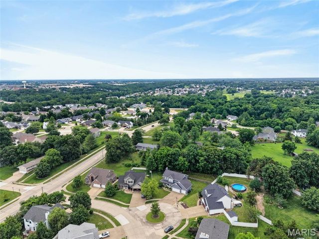 2008 Archway Drive, Wentzville, MO 63385