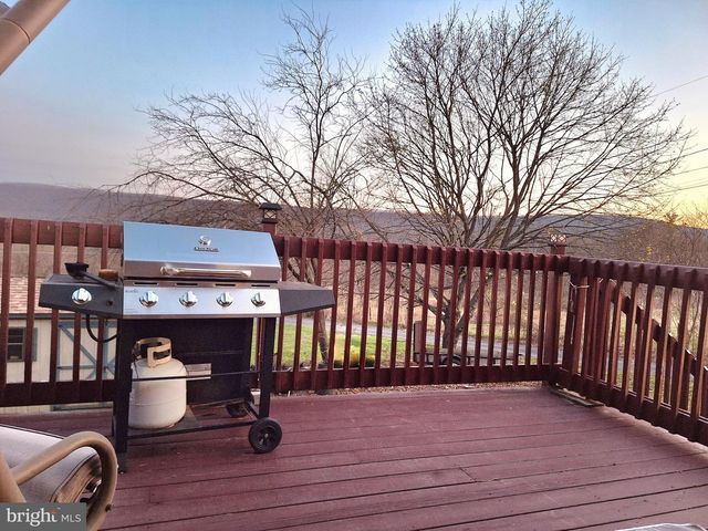 4262 UPPER RD, Shamokin, PA 17872