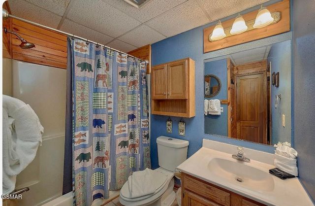 2120 Jeans Way, Sevierville, TN 37876