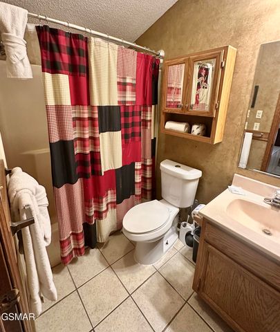 2120 Jeans Way, Sevierville, TN 37876