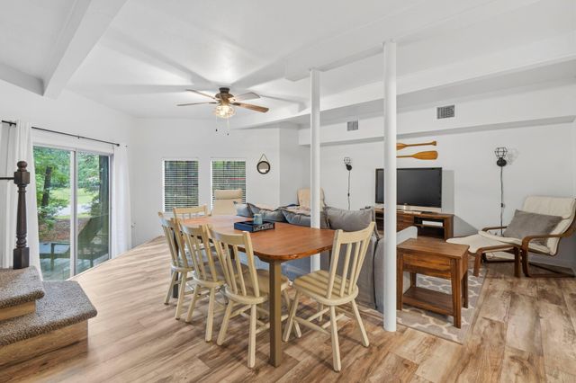465 Creek Drive, Onalaska, TX 77360