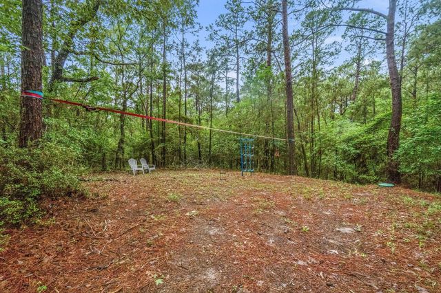 465 Creek Drive, Onalaska, TX 77360
