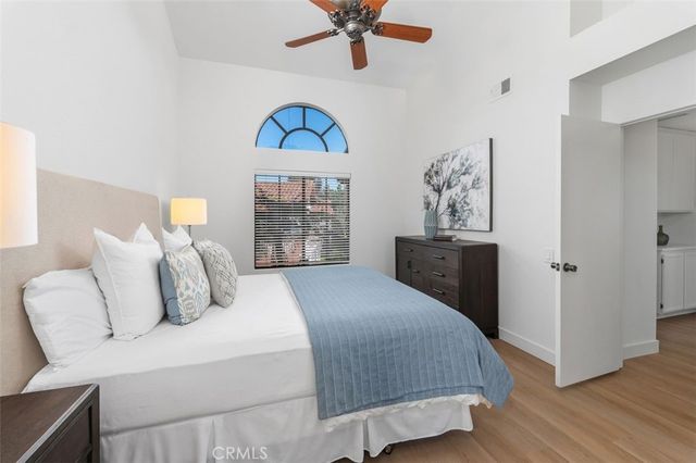 4045 Carmel View 88, San Diego, CA 92130