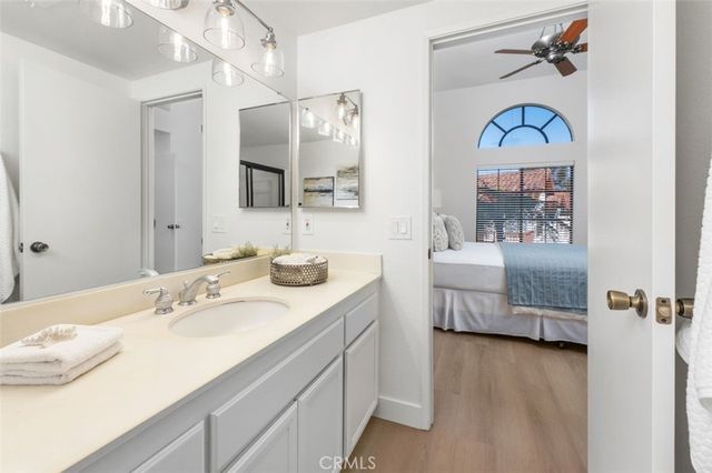 4045 Carmel View 88, San Diego, CA 92130