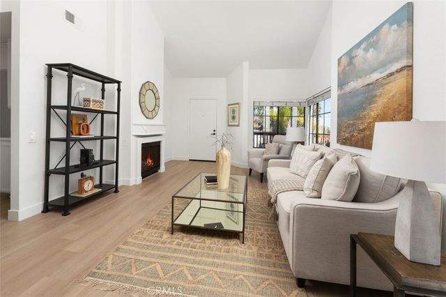 4045 Carmel View 88, San Diego, CA 92130