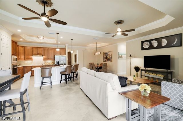 28522 Westmeath CT, Bonita Springs, FL 34135