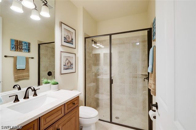 28522 Westmeath CT, Bonita Springs, FL 34135