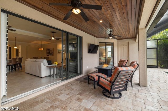 28522 Westmeath CT, Bonita Springs, FL 34135