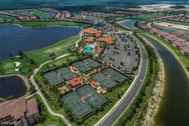 28522 Westmeath CT, Bonita Springs, FL 34135
