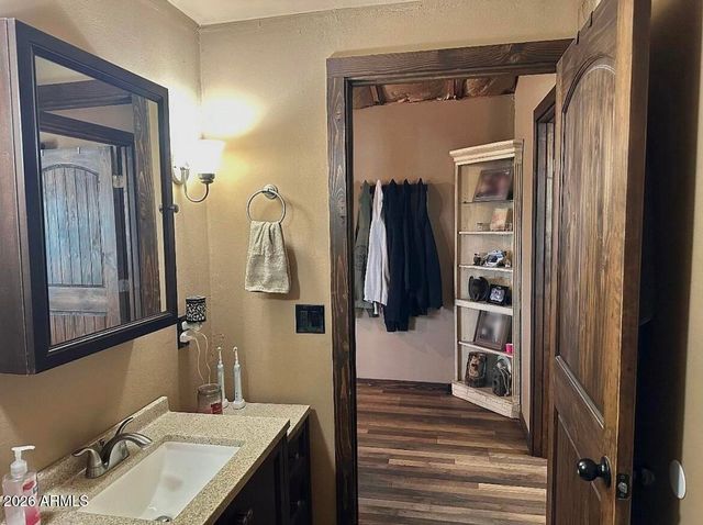 1350 Baha Road, Show Low, AZ 85901