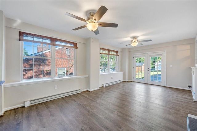 3016 Grandin RD, Roanoke, VA 24018