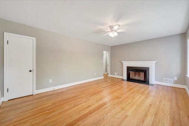 3016 Grandin RD, Roanoke, VA 24018