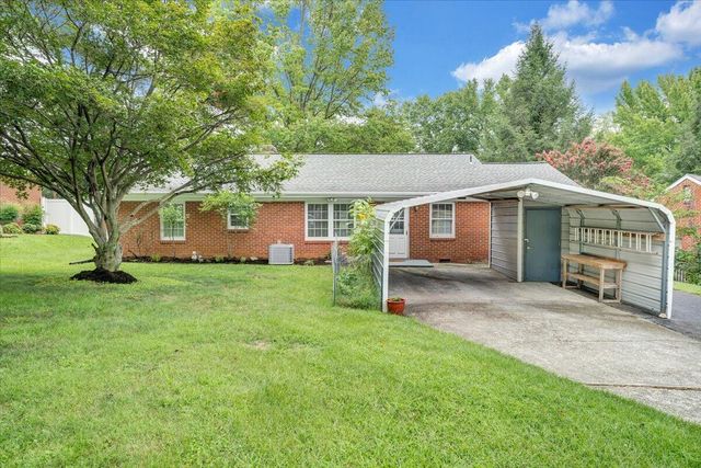 3016 Grandin RD, Roanoke, VA 24018