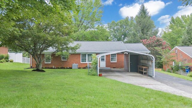 3016 Grandin RD, Roanoke, VA 24018