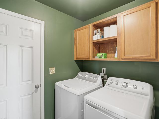 676 Woodvalley Drive, Corunna, MI 48817