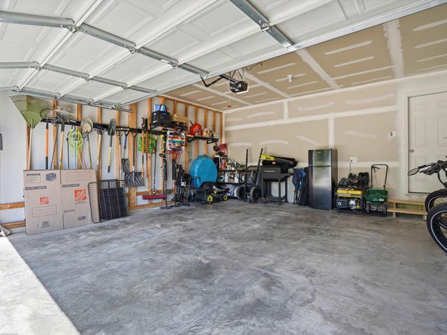 676 Woodvalley Drive, Corunna, MI 48817