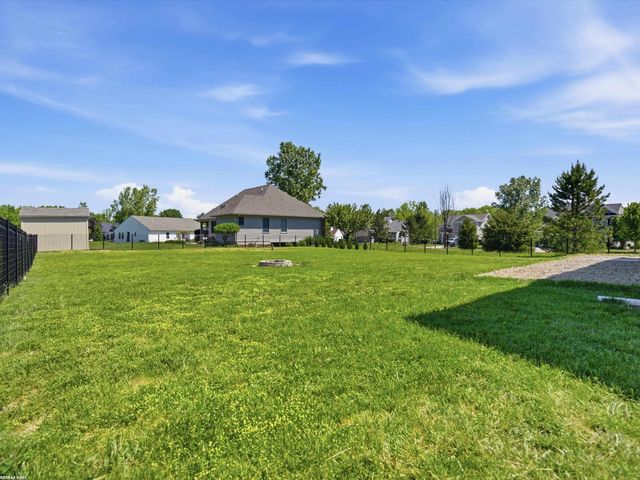 676 Woodvalley Drive, Corunna, MI 48817