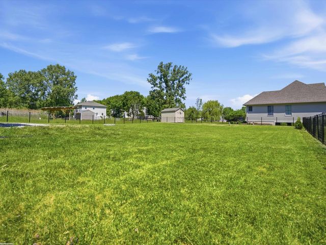 676 Woodvalley Drive, Corunna, MI 48817