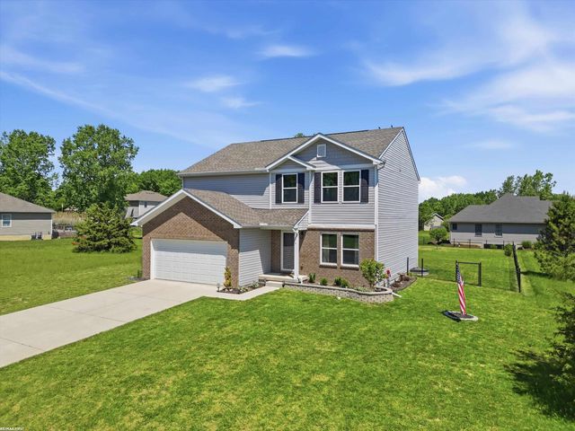 676 Woodvalley Drive, Corunna, MI 48817