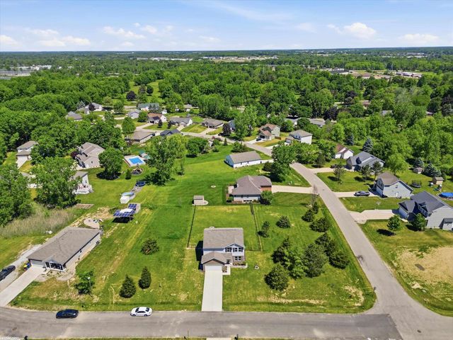 676 Woodvalley Drive, Corunna, MI 48817