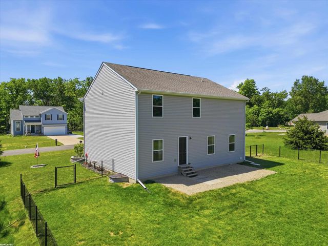 676 Woodvalley Drive, Corunna, MI 48817