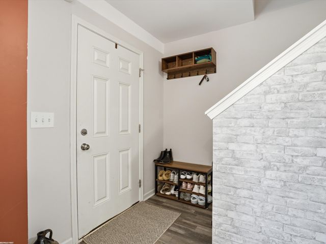 676 Woodvalley Drive, Corunna, MI 48817