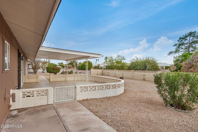 14462 N BOSWELL Boulevard, Sun City, AZ 85351