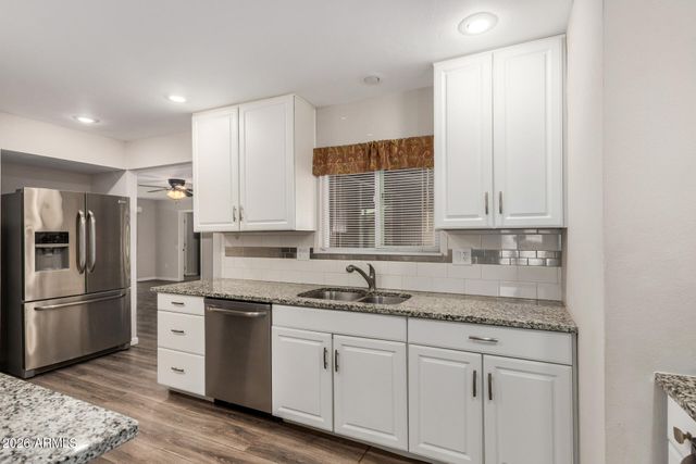 14462 N BOSWELL Boulevard, Sun City, AZ 85351