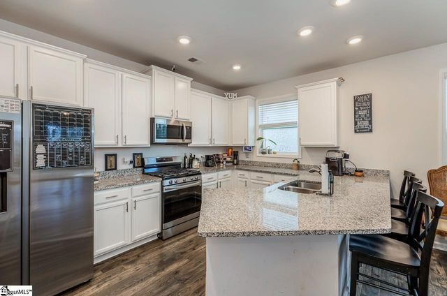 14 Corsica Court, Simpsonville, SC 29681