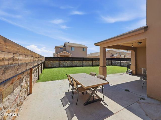 3900 LOMA BRISA Drive, El Paso, TX 79938