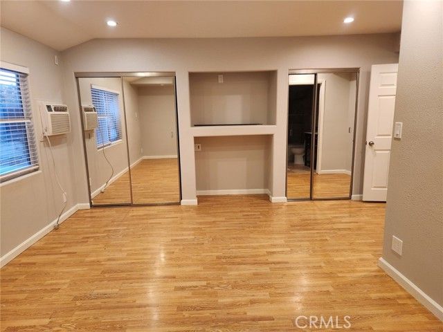 21057 Runnymede Street, Canoga Park (los Angeles), CA 91303