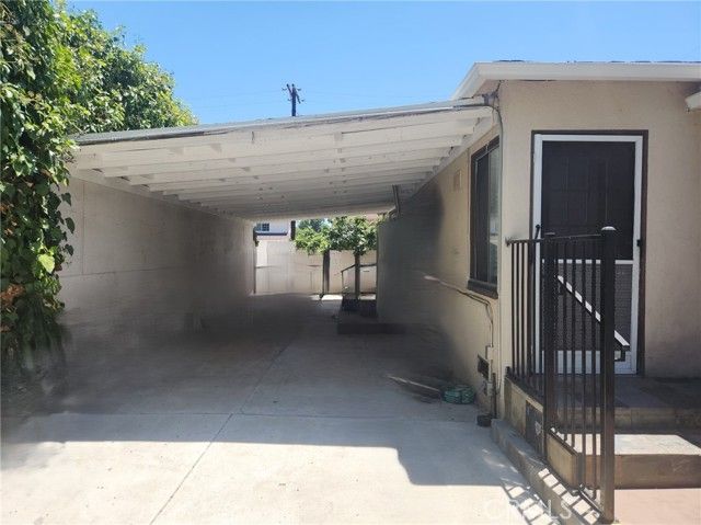 21057 Runnymede Street, Canoga Park (los Angeles), CA 91303