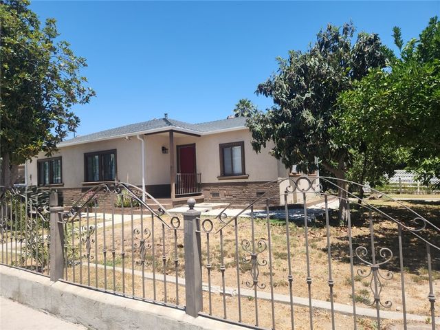 21057 Runnymede Street, Canoga Park (los Angeles), CA 91303