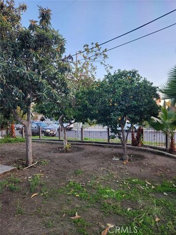 21057 Runnymede Street, Canoga Park (los Angeles), CA 91303