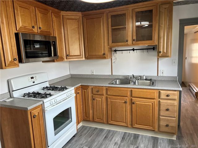 222 Chipman Street Extension, Waterbury, CT 06708