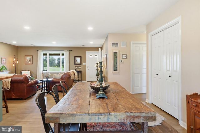 1739 PIONEER RD, Lancaster, PA 17602