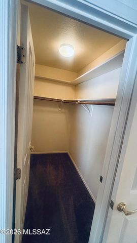 10229 E Gray Hawk Drive, Tucson, AZ 85730