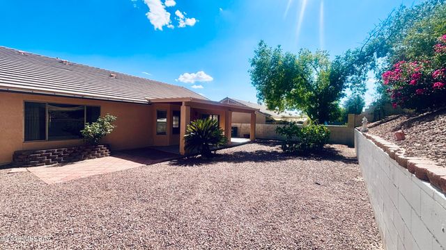 10229 E Gray Hawk Drive, Tucson, AZ 85730