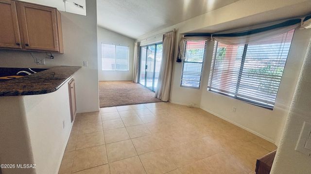 10229 E Gray Hawk Drive, Tucson, AZ 85730