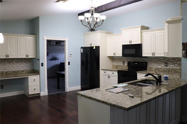 7023 WRIGHT AVENUE, Mount Dora, FL 32757