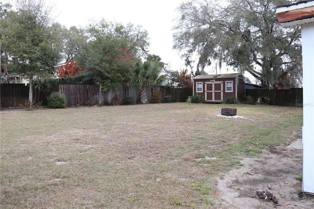 7023 WRIGHT AVENUE, Mount Dora, FL 32757