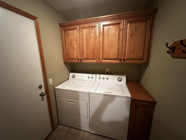 2401 Autumn Crest Road, Stoughton, WI 53589