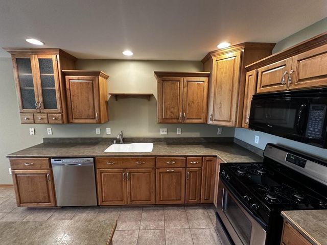 2401 Autumn Crest Road, Stoughton, WI 53589