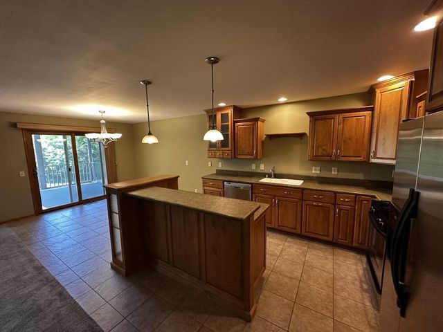2401 Autumn Crest Road, Stoughton, WI 53589