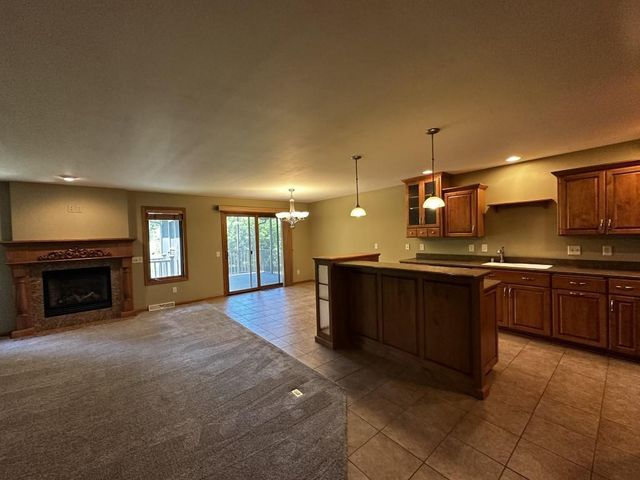 2401 Autumn Crest Road, Stoughton, WI 53589