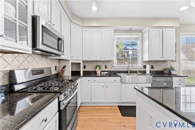 5017 Coachmans Carriage Ter, Glen Allen, VA 23059