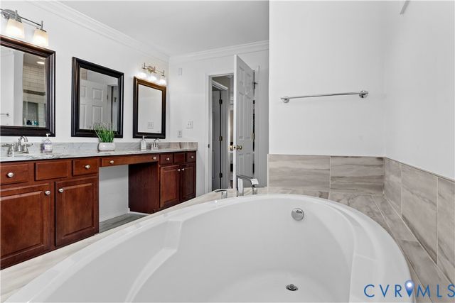 5017 Coachmans Carriage Ter, Glen Allen, VA 23059