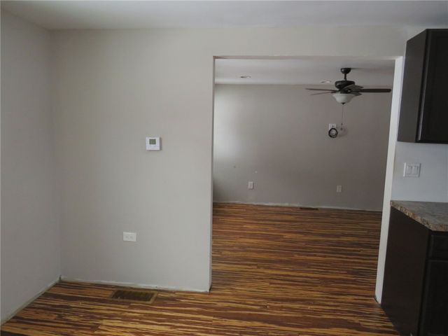 360 Olancha Ave, Brentwood, PA 15227