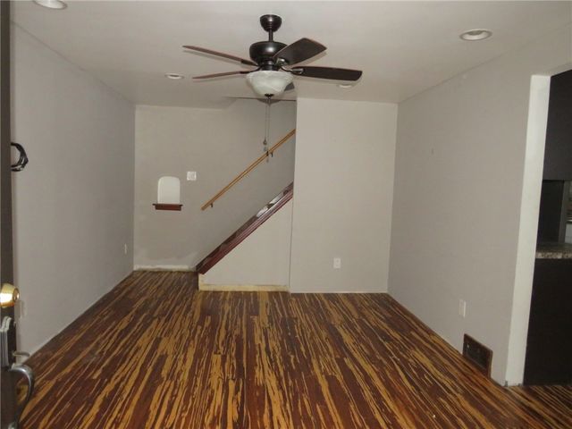 360 Olancha Ave, Brentwood, PA 15227